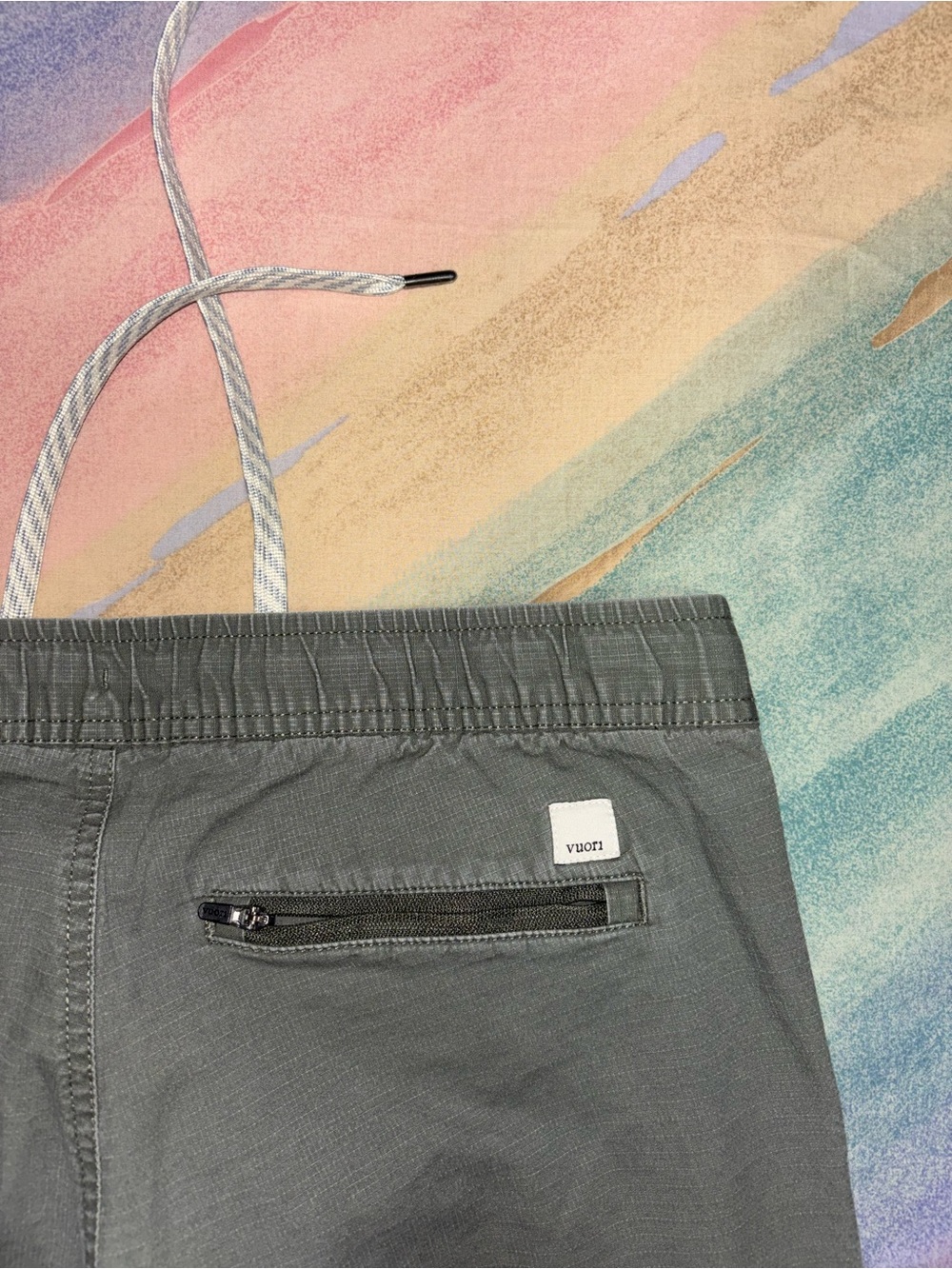 Vuori Ripstop Pants Women’s size M DuraTerra Army Green MId-Rise Hiking Outdoor - Picture 5 of 8